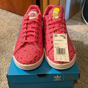 Adidas x The Simpsons Stan Smith J 'Donut Sprinkles' GV7950 Youth Size 5.5